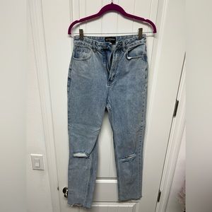 Sz 26 Kittenish Light Wash Denim Distressed Straight Jeans